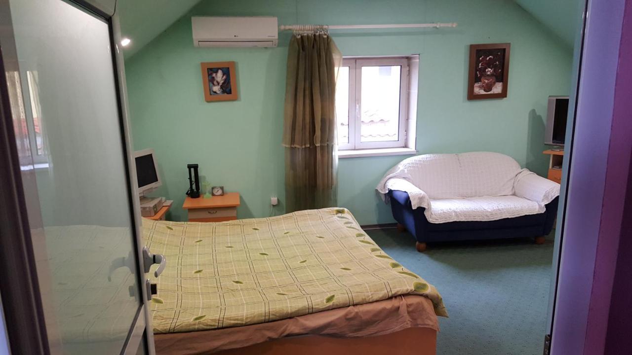 Casele Lena Bed & Breakfast Aldesti  Luaran gambar