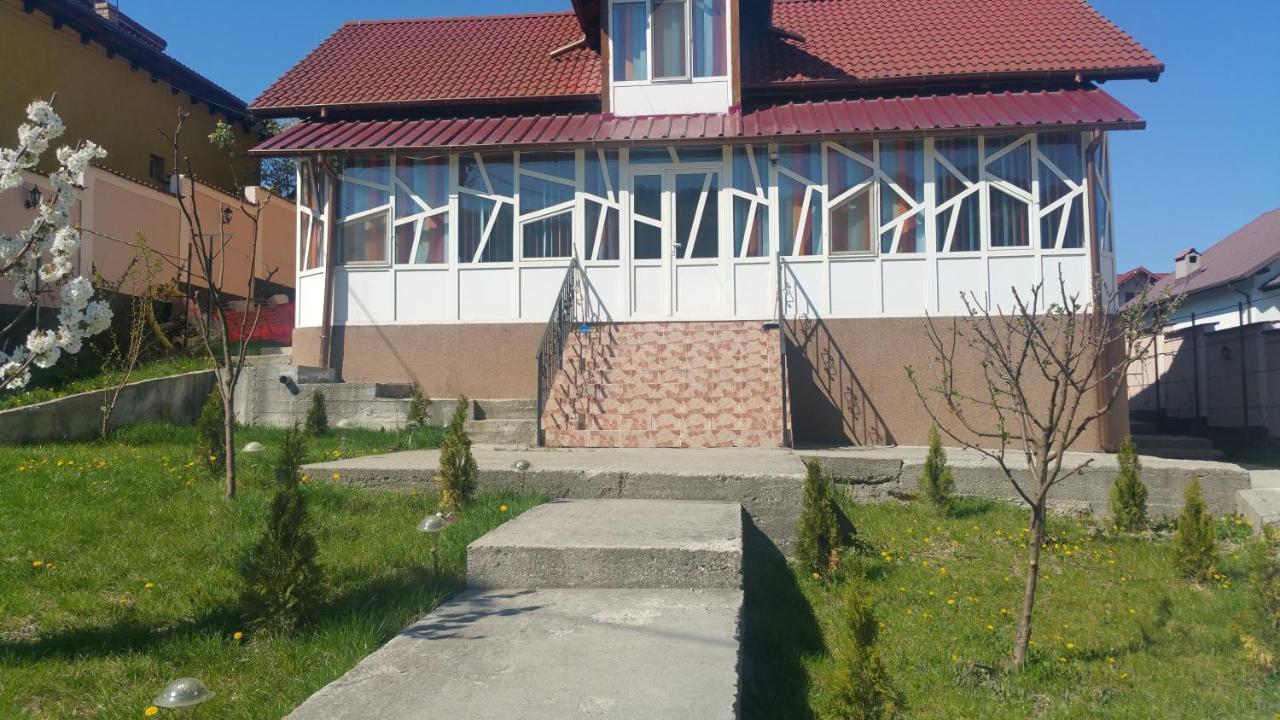 Casele Lena Bed & Breakfast Aldesti  Luaran gambar