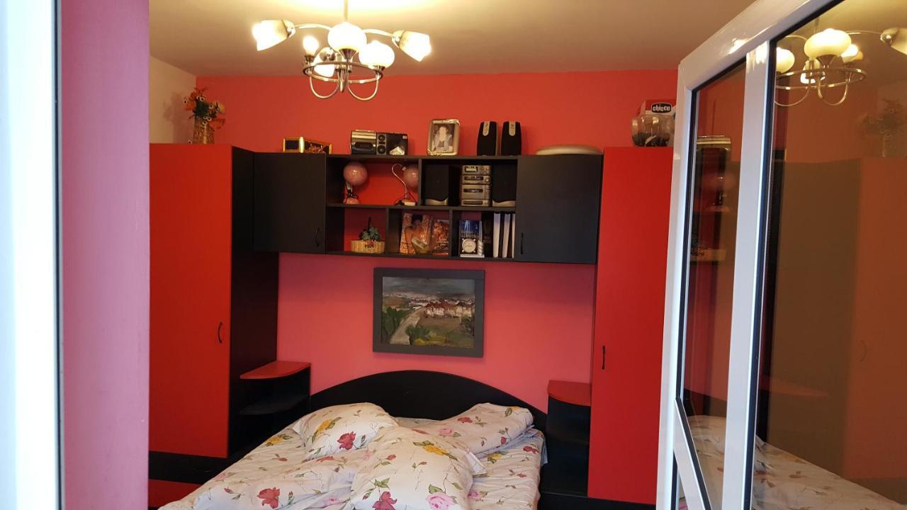 Casele Lena Bed & Breakfast Aldesti  Luaran gambar