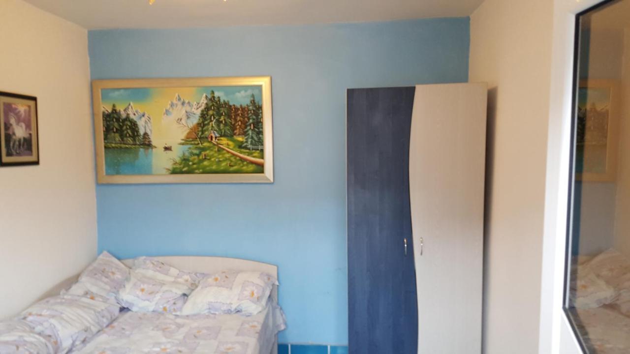 Casele Lena Bed & Breakfast Aldesti  Luaran gambar